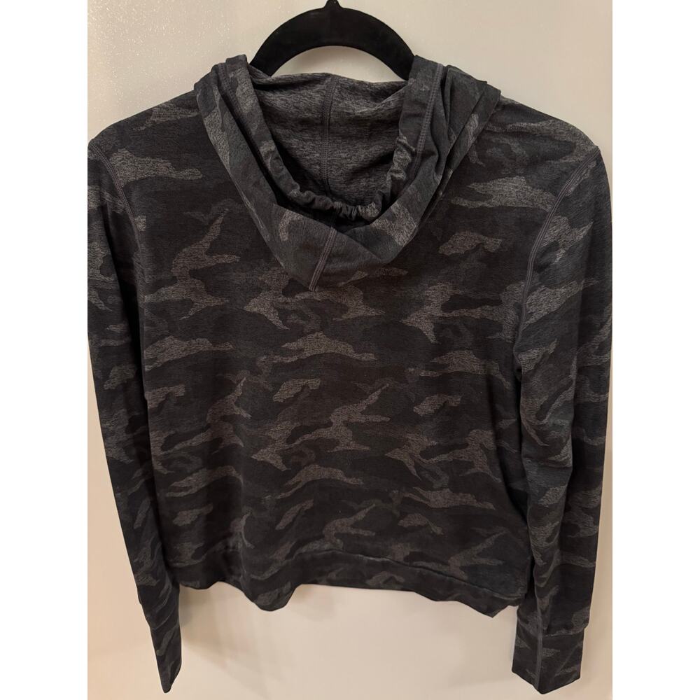 Vuori Womens Halo Essential Hoodie Black Camo Size Small (new) see narrative - Picture 5 of 5